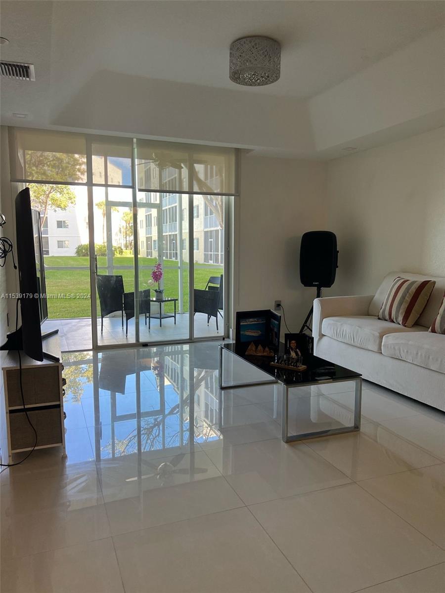 Photo 1 of 10710 Nw 66th St 106, Doral, Florida, $530,000, Web #: 11539179