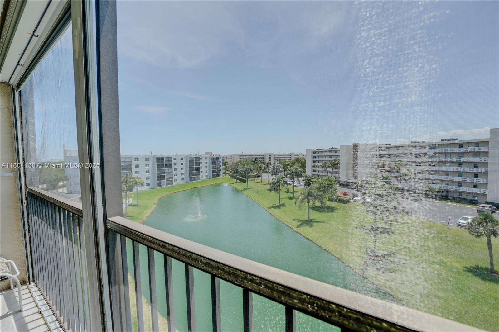 MEADOWBROOK LAKES VIEW CO - Residential