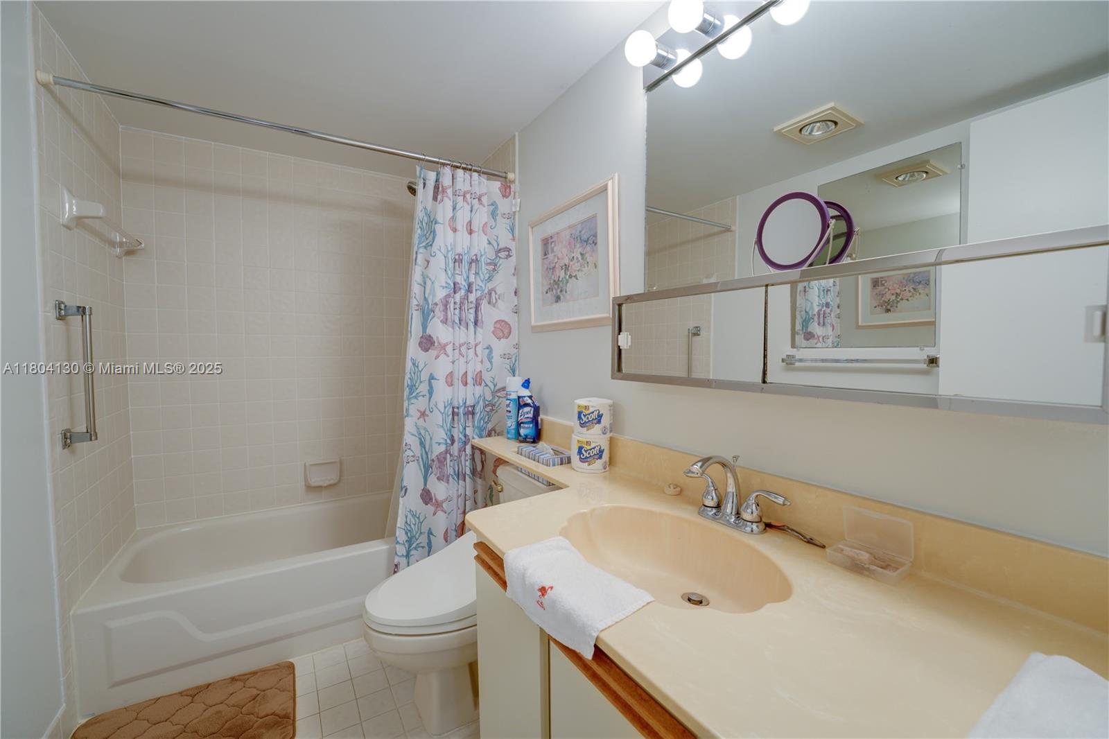 MEADOWBROOK LAKES VIEW CO - Residential