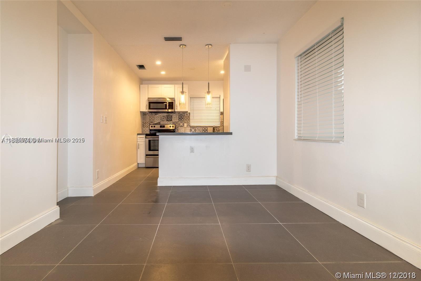 EDGEWATER ESTATES 1ST ADD - Residential Income