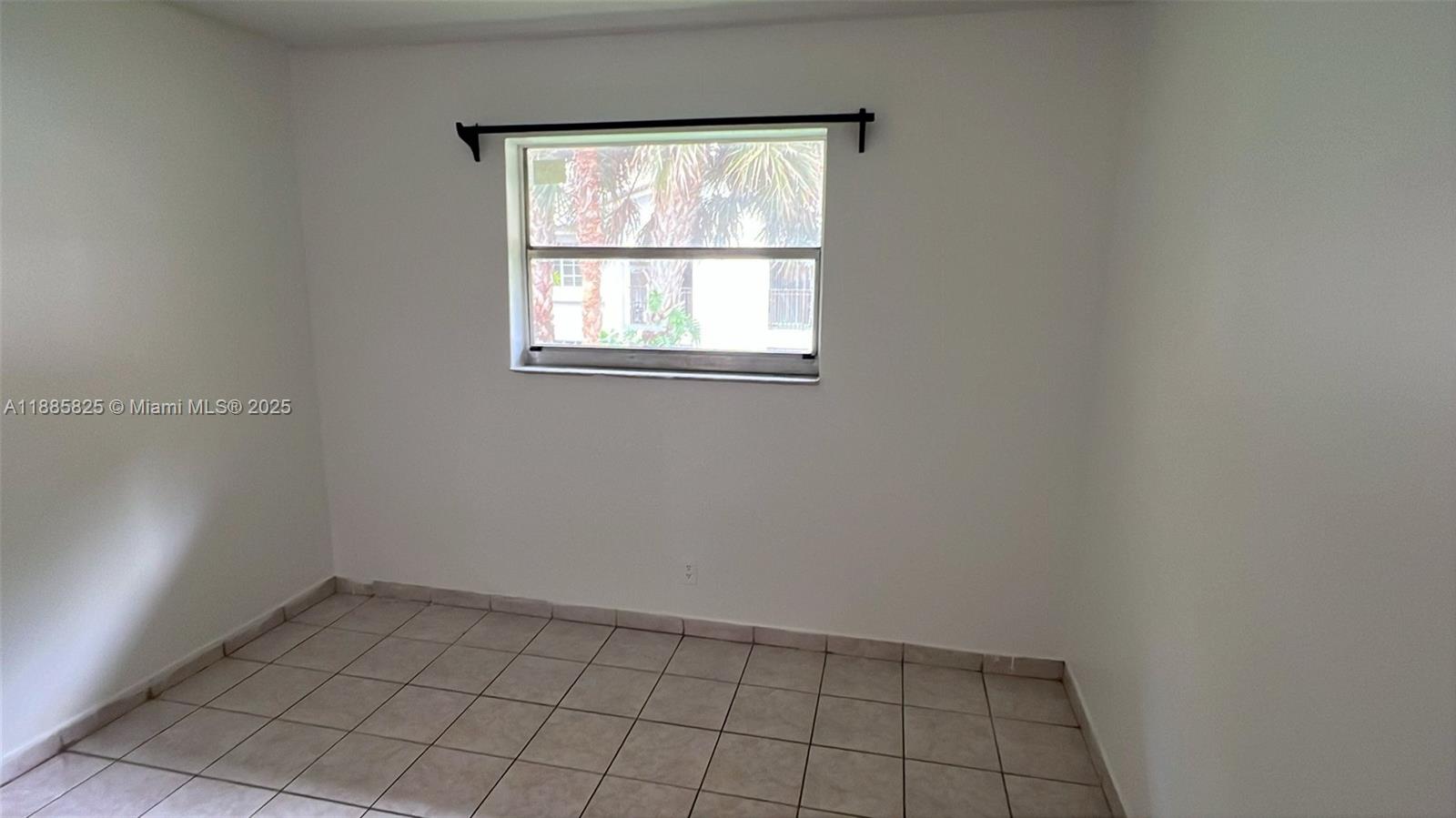 GOLFVIEW ARMS INC CONDO - Residential Lease