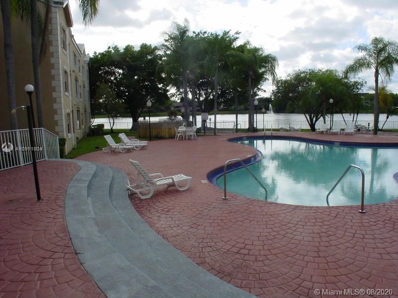 LAKEVIEW CLUB CONDO - Residential Lease