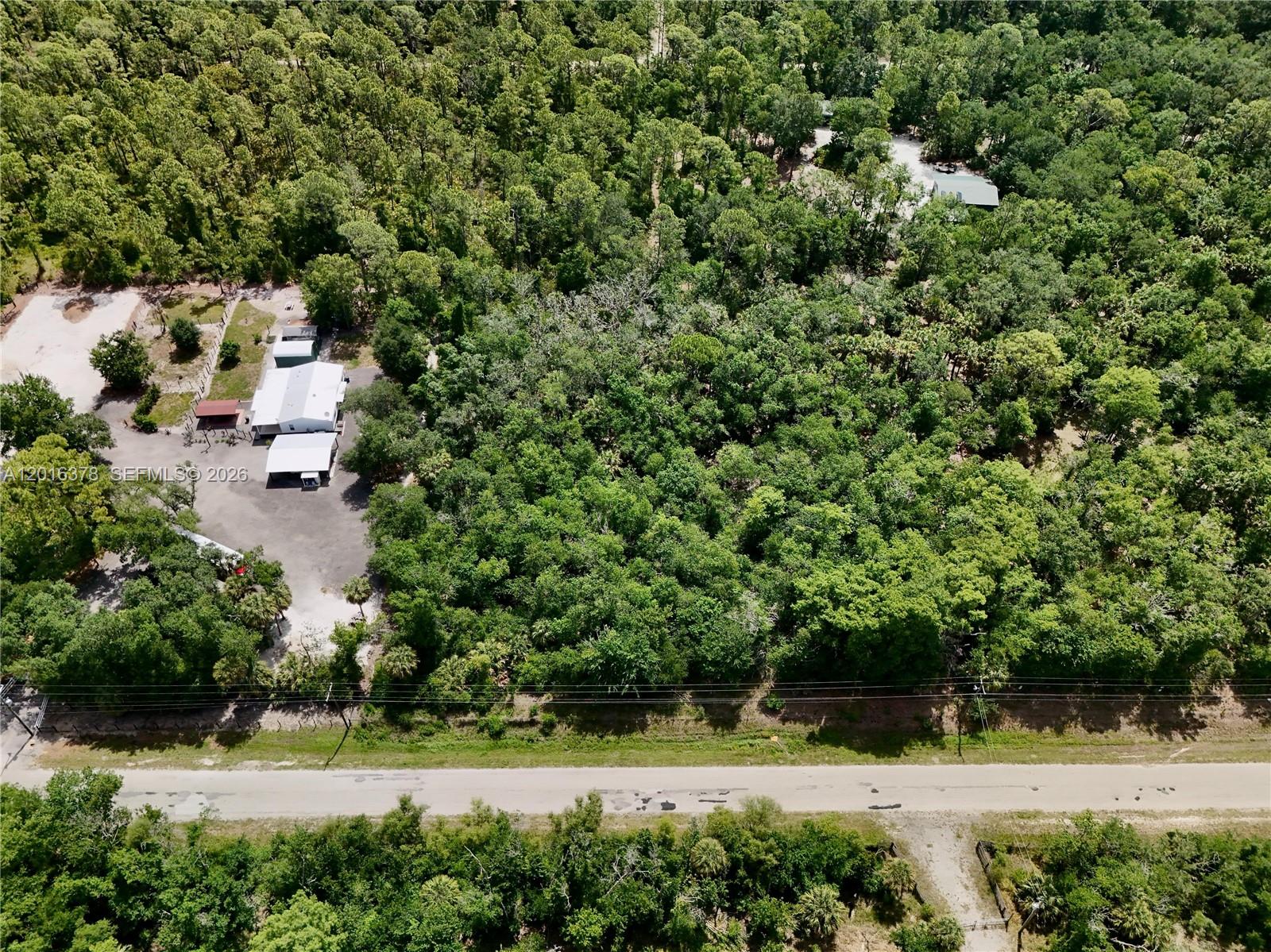 ROYAL PARK ESTATES - Land
