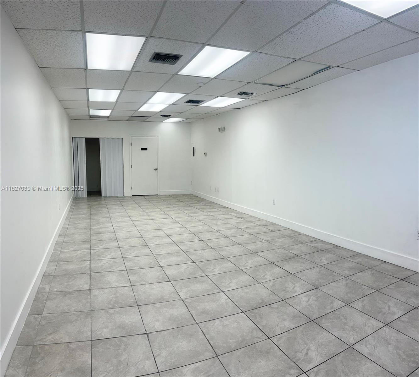 Remodeled retail/office space in the heart of sweetwater, a few blocks away from FIU, banks and restaurants. Heavy traffic are on 107 ave. Plenty of parking and perfect location from dr's office or to retail business. Unit comes with handicap accessible bathroom and accordian shutters.