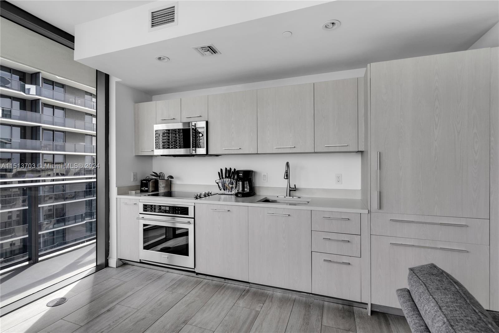 BRICKELL HEIGHTS WEST CON - Residential Lease