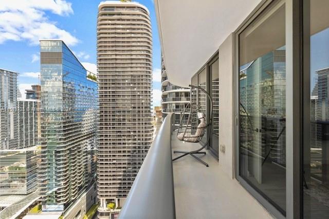 BRICKELL HEIGHTS WEST CON - Residential Lease