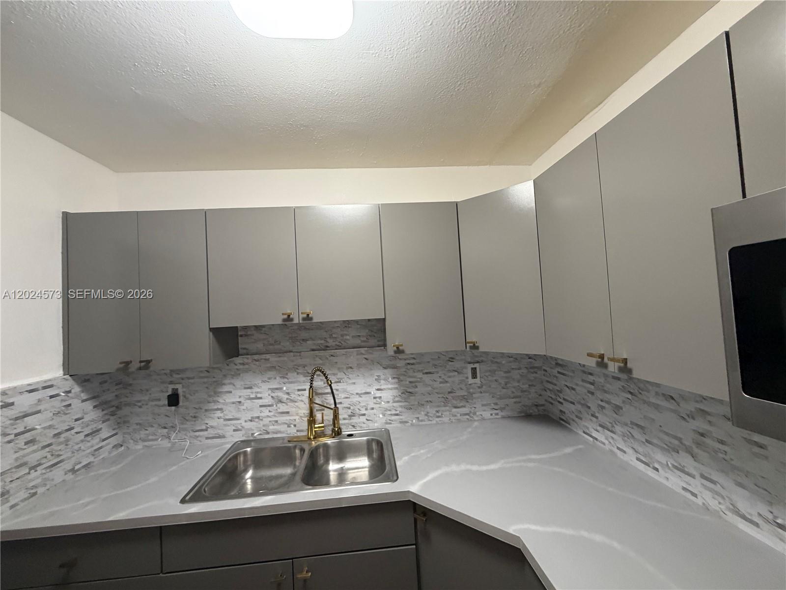 CANNON POINT - Residential Lease