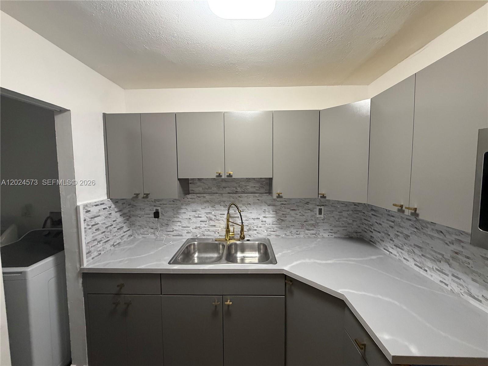 CANNON POINT - Residential Lease