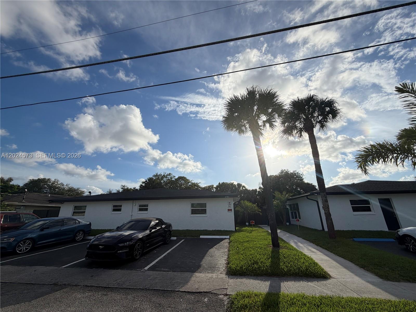 CANNON POINT - Residential Lease
