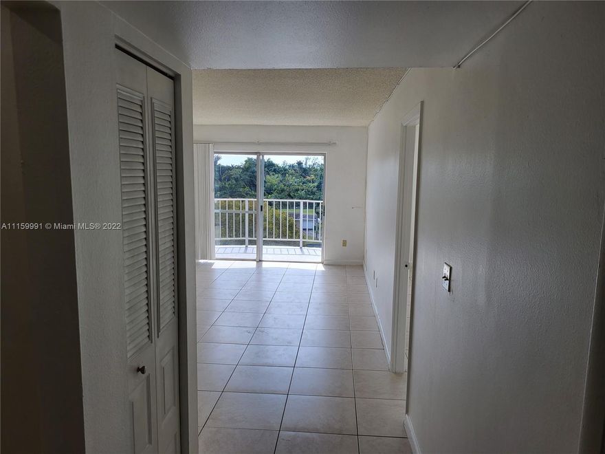 GORGEOUS REMODELED UNIT IN MONTECARLO FOR RENT -1 BEDROOM,1 BATH, GATED COMMUNITY –GREAT POOL, VIEW- TOP FLOOR, FRESHLY PAINTED-NEW AIR CONDITIONER- C-NEW REFRIGERATOR, CENTRALLY LOCATED, CLOSE TO 826, I-95 & JUST 10 MINUTES AWAY FROM SUNNY ISLES BEACH!!! RENT- $1395 PER MONTH.
3 MONTHS RENTS REQUIRED TO MOVE IN. ASSOCIATION APPROVAL REQUIRED.(NON-REFUNDABLE) $100 APPLICATION FEE.