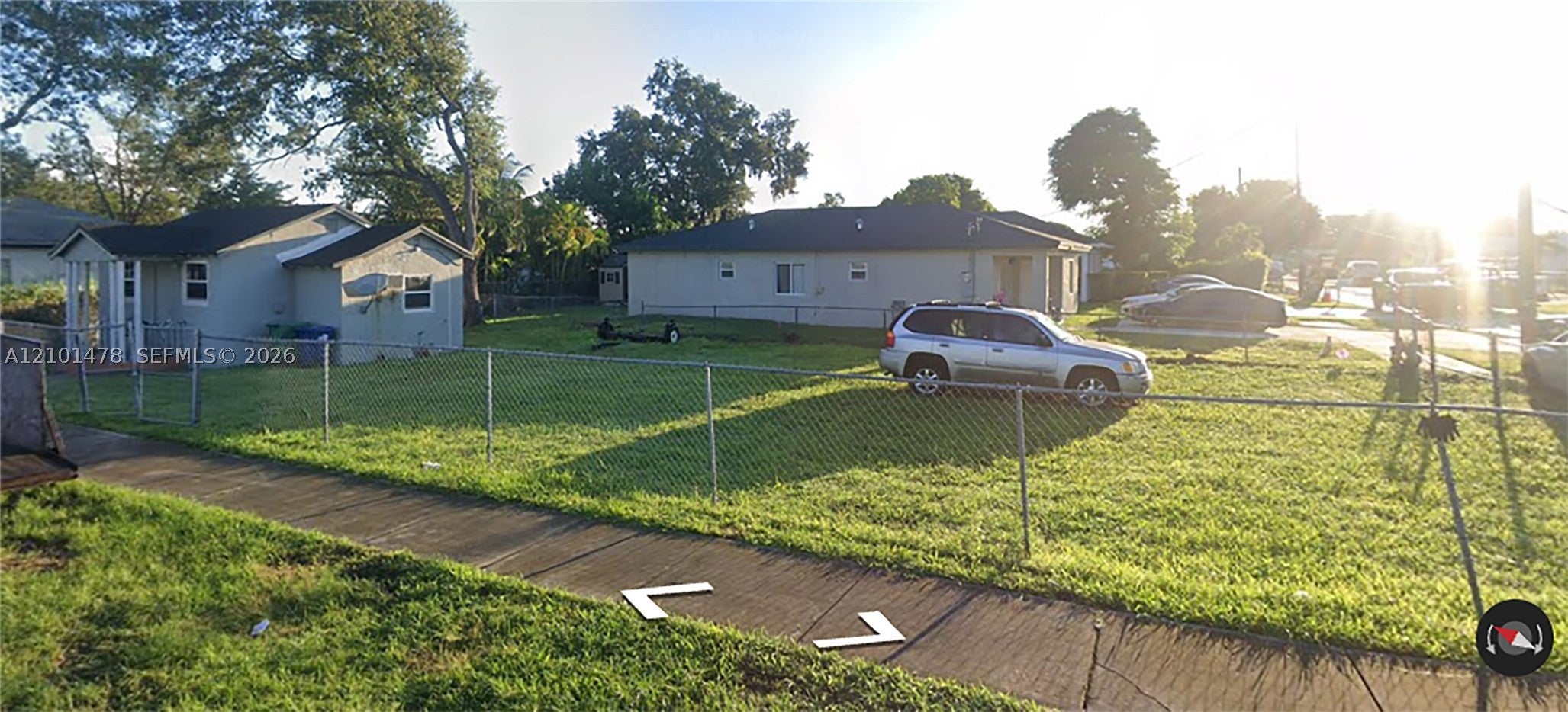 7711 NW 17th Pl