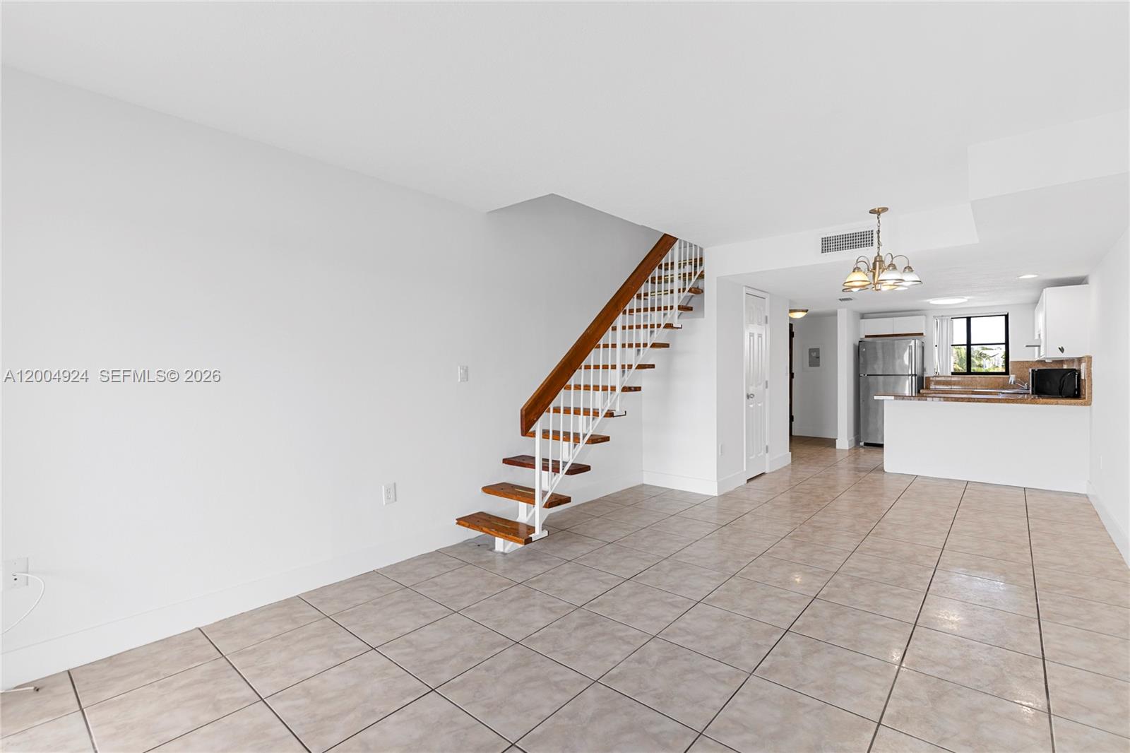 VISTA ALEGRE TOWNHOMES CO - Residential