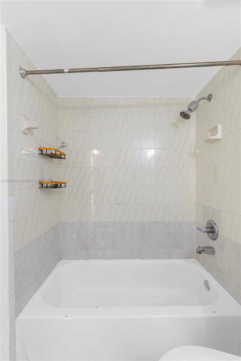 VISTA ALEGRE TOWNHOMES CO - Residential