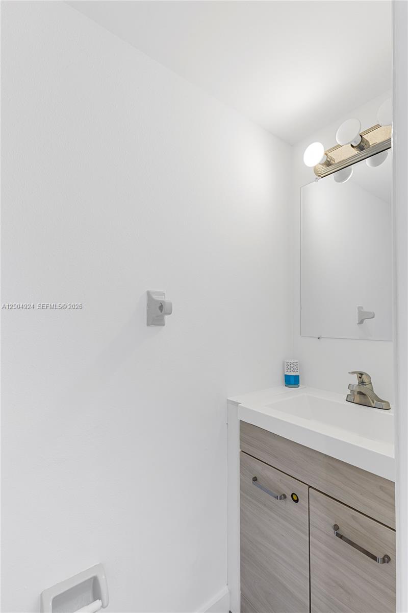 VISTA ALEGRE TOWNHOMES CO - Residential