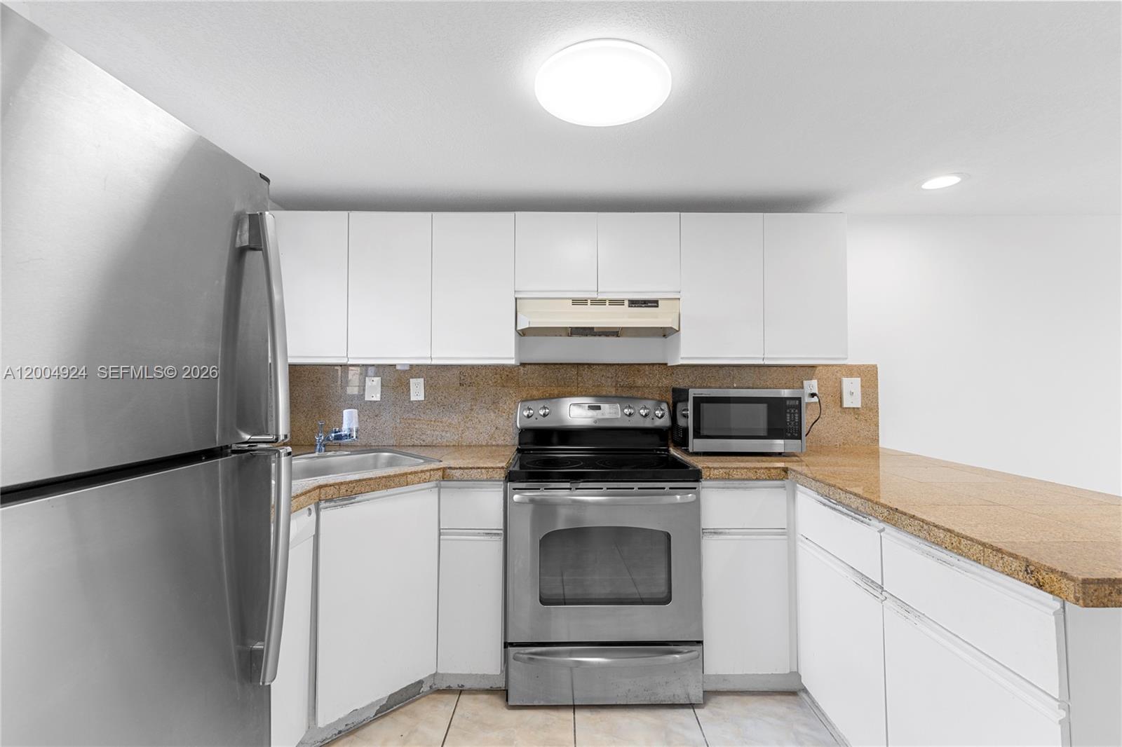 VISTA ALEGRE TOWNHOMES CO - Residential