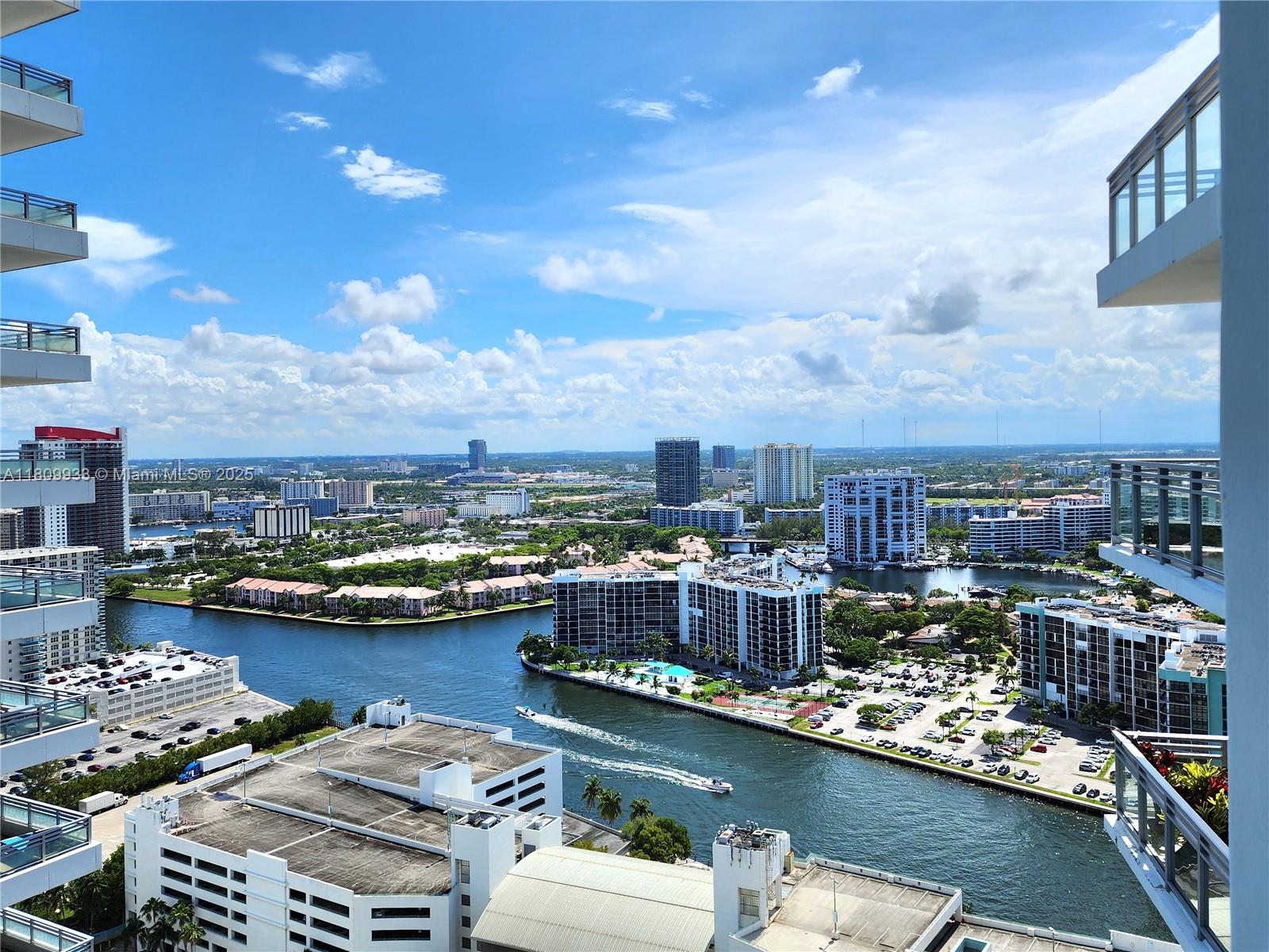 DIPLOMAT OCEANFRONT RESID - Residential Lease