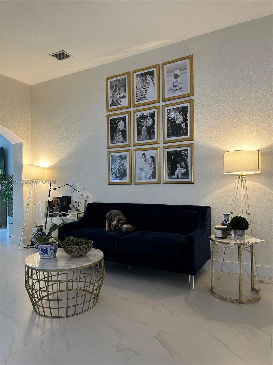 PONCE ESTATES SEC 2 - Residential