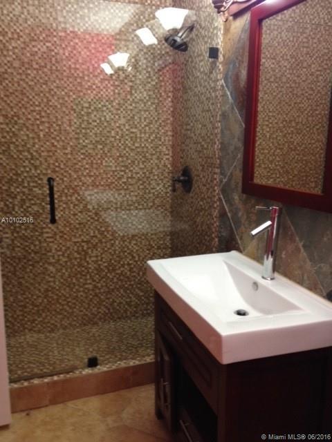 PEMBROKE ISLES 1 160-44 B - Residential Lease