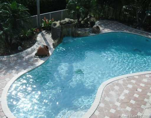 PEMBROKE ISLES 1 160-44 B - Residential Lease