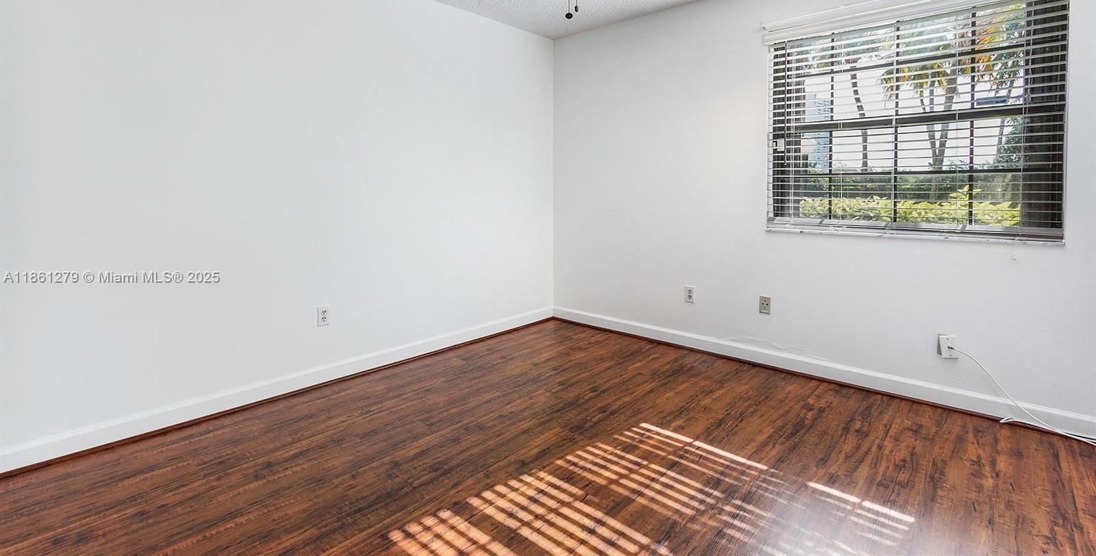 MARINER VILLAGE GARDEN CO - Residential