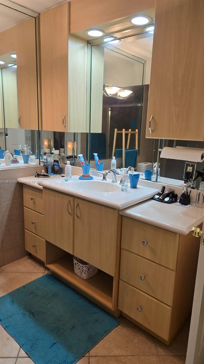 MARINER VILLAGE GARDEN CO - Residential