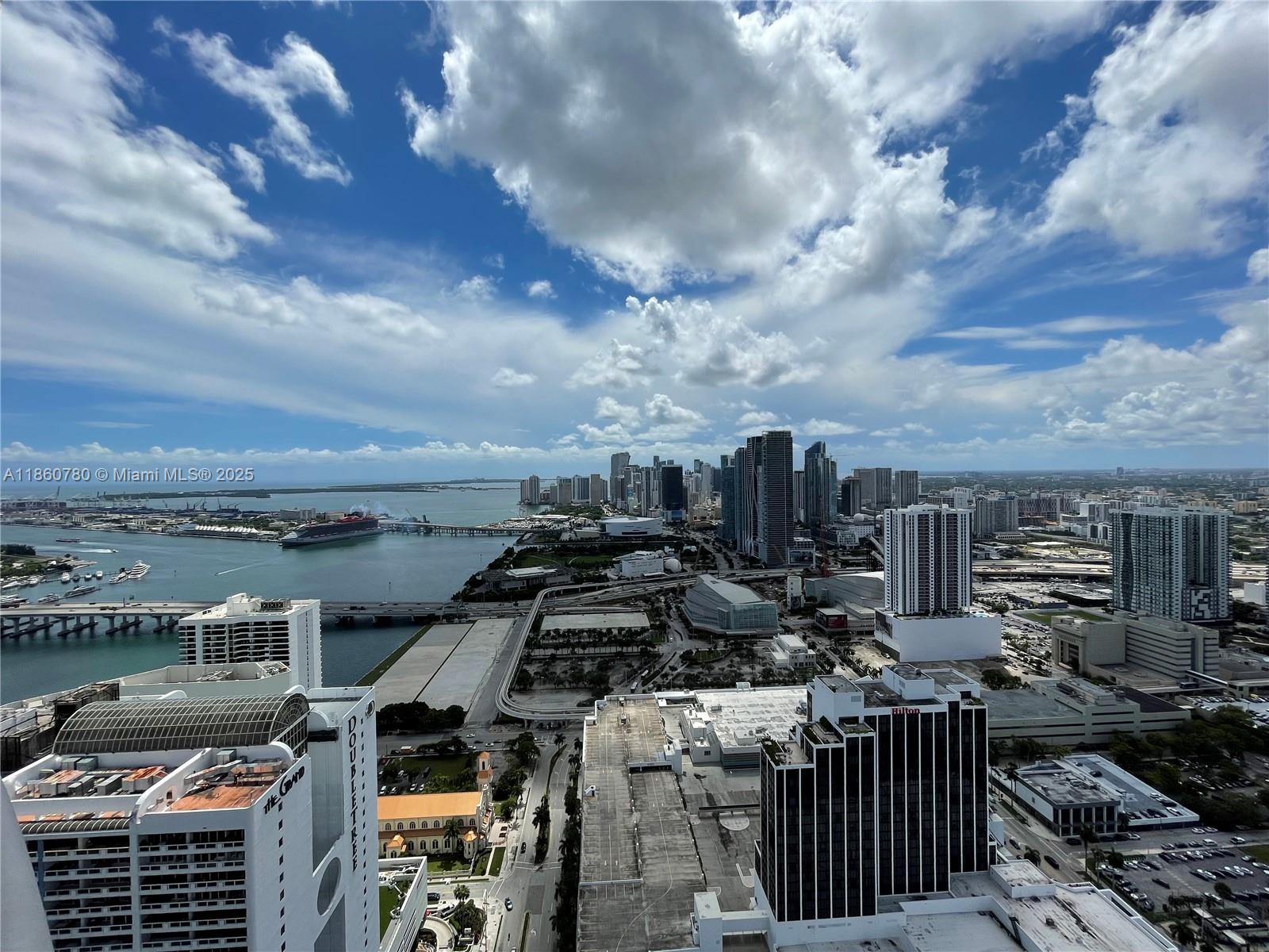 Internet included. Less than 6 months leases available. Pricing varies.
Beautiful 2BD/2BA penthouse at Opera Tower in Edgewater, Miami. Located on the 56th floor, this 1,048 sq ft residence features 10-ft ceilings, updated finishes, and a spacious private balcony with breathtaking views of Biscayne Bay and Downtown. Enjoy resort-style amenities including pool, fitness center, sauna, and 24/7 security. Walking distance to Margaret Pace Park, restaurants, Publix, Wynwood, and Design District. Available for immediate move-in—ideal for those seeking luxury, comfort, and convenience in the heart of Miami.