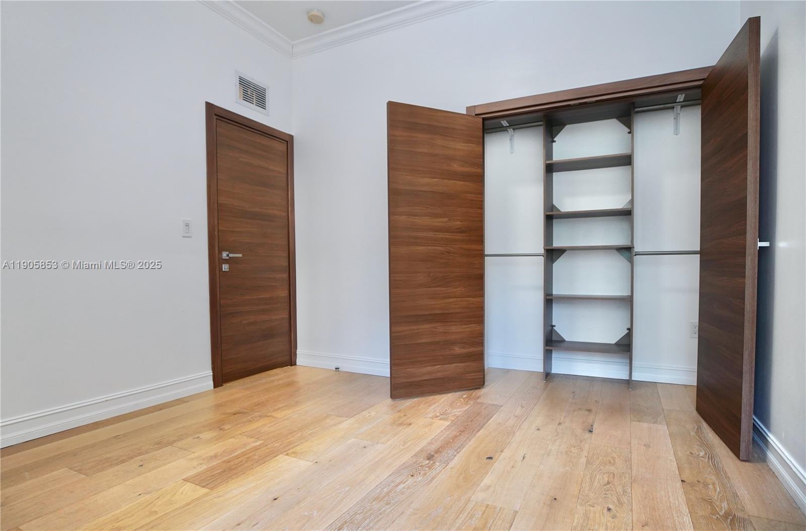 VILLAS AT SANTANDER - Residential Lease