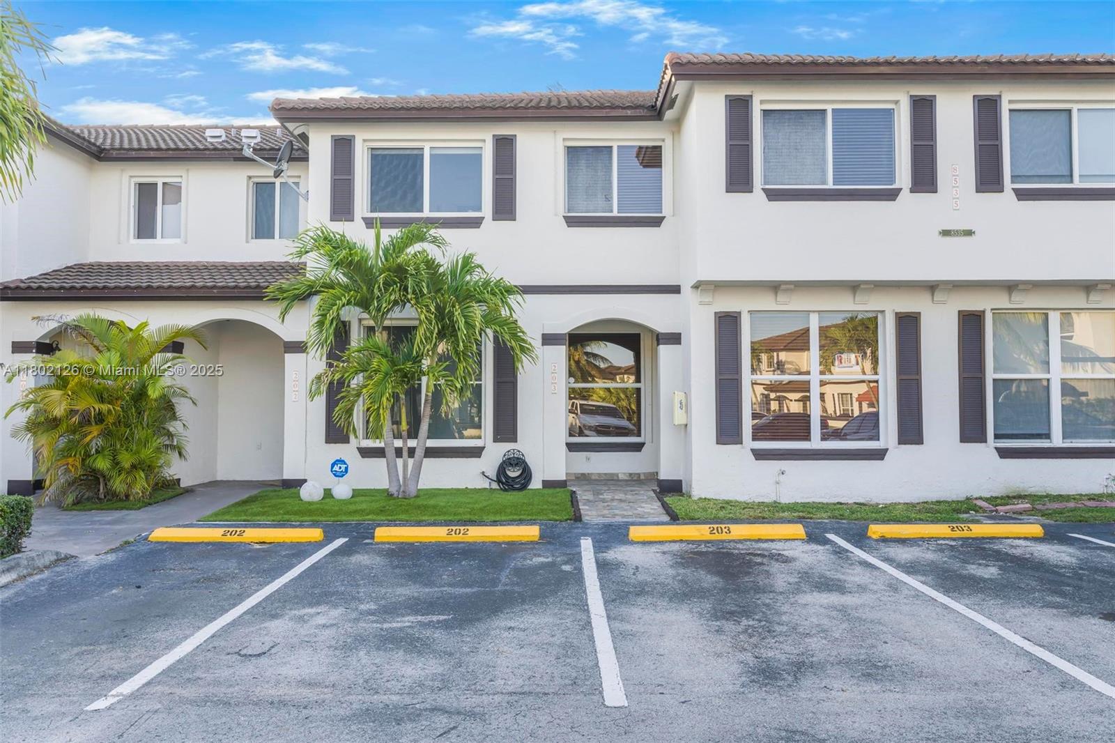 8535 Sw 152nd Ave 203, Miami, Broward County, Florida - 3 Bedrooms  
3 Bathrooms - 