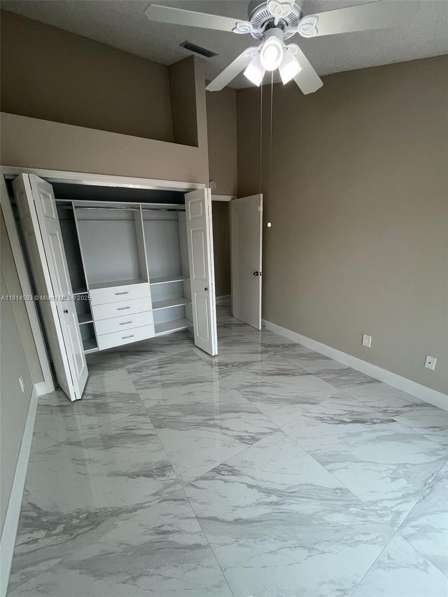 WESTWOOD GARDENS 3 - Residential