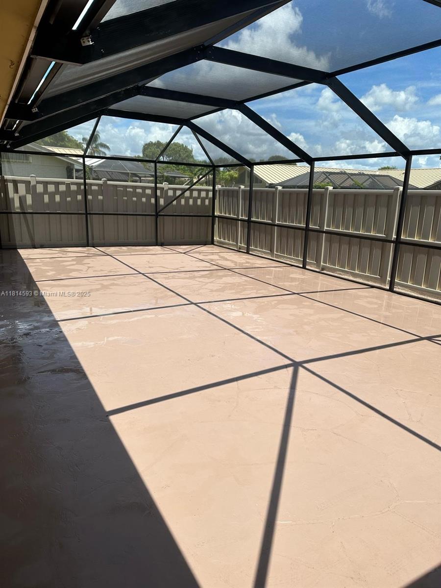 WESTWOOD GARDENS 3 - Residential