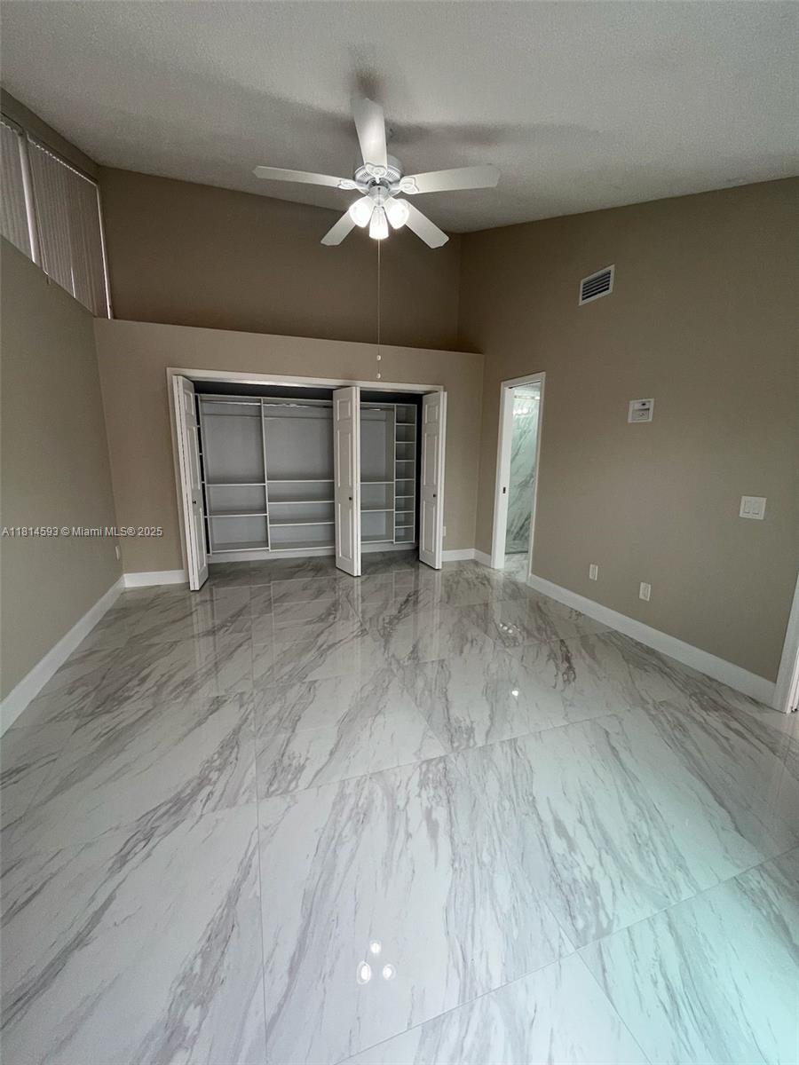 WESTWOOD GARDENS 3 - Residential