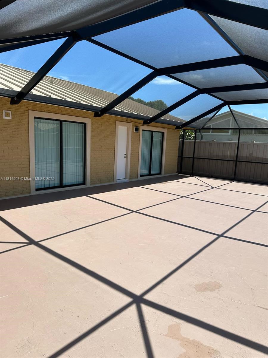 WESTWOOD GARDENS 3 - Residential