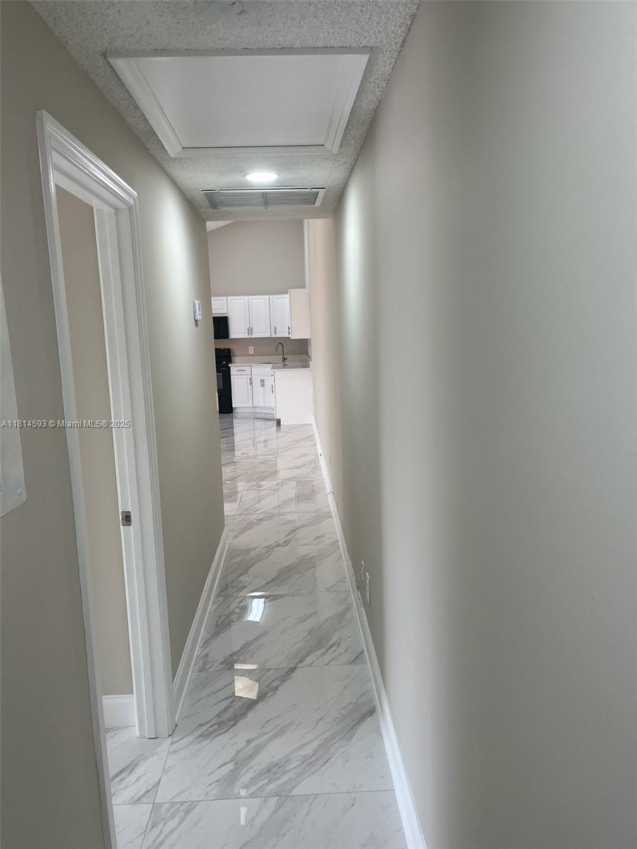 WESTWOOD GARDENS 3 - Residential