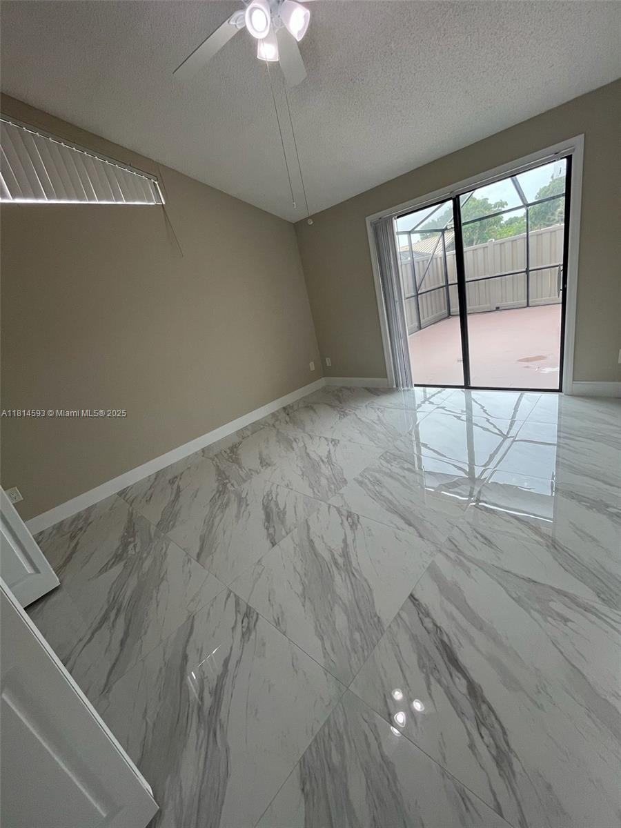 WESTWOOD GARDENS 3 - Residential