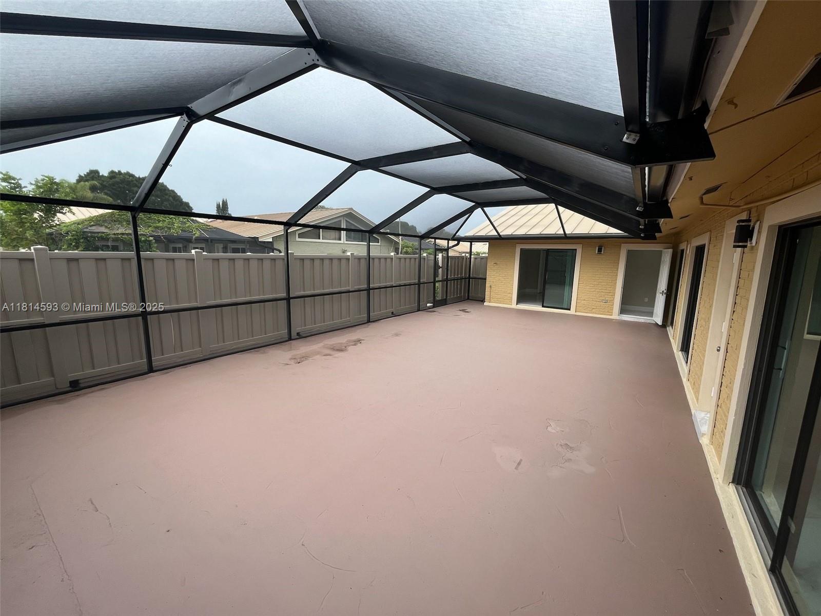 WESTWOOD GARDENS 3 - Residential
