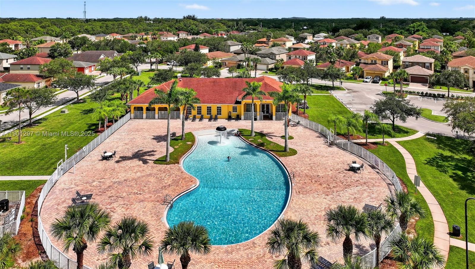 PALM BREEZES PHAE 3A - Residential Lease