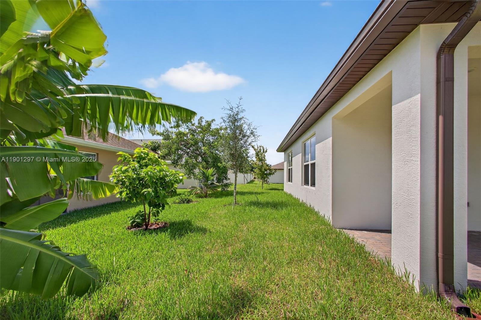 PALM BREEZES PHAE 3A - Residential Lease