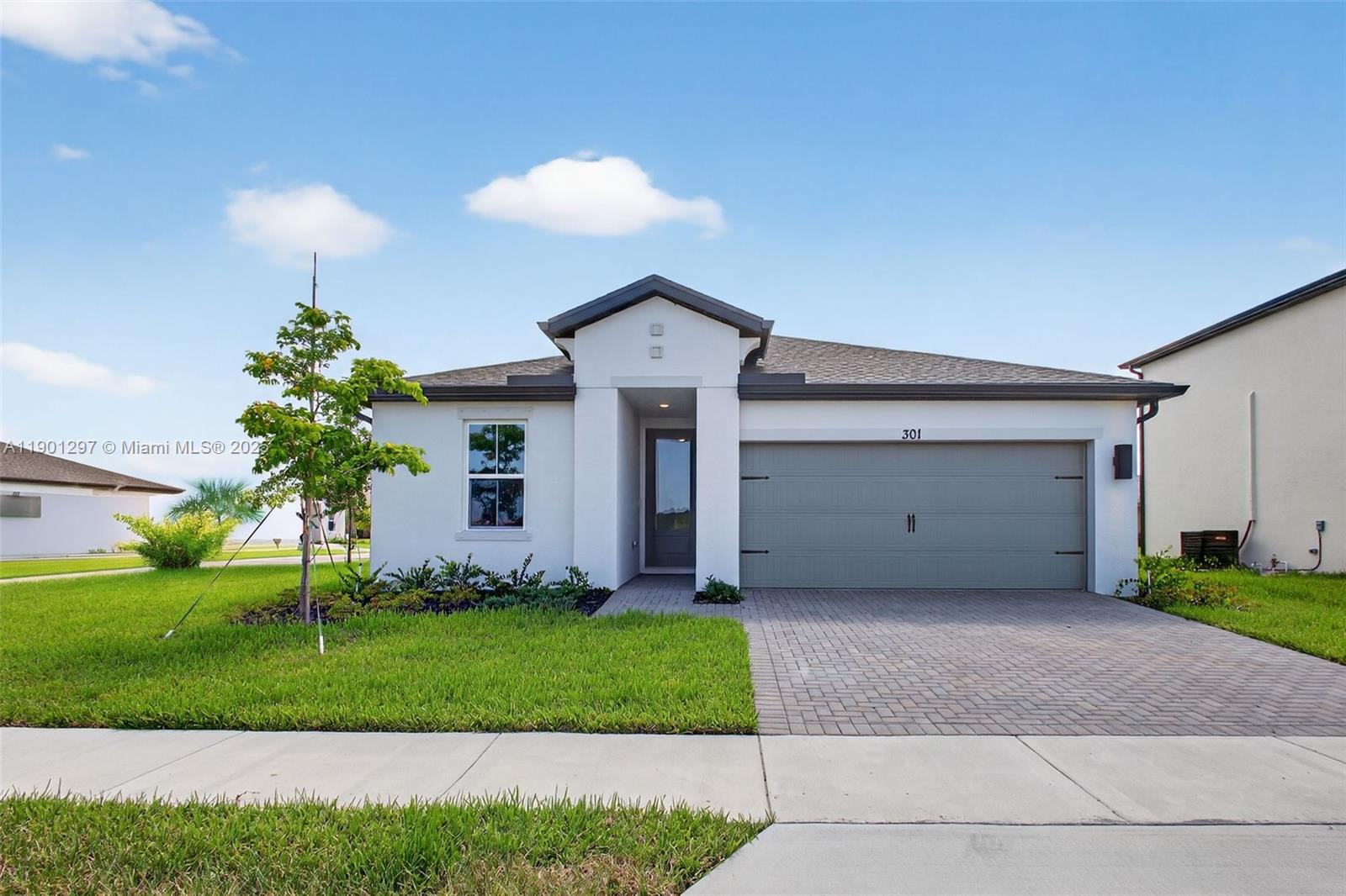 PALM BREEZES PHAE 3A - Residential Lease