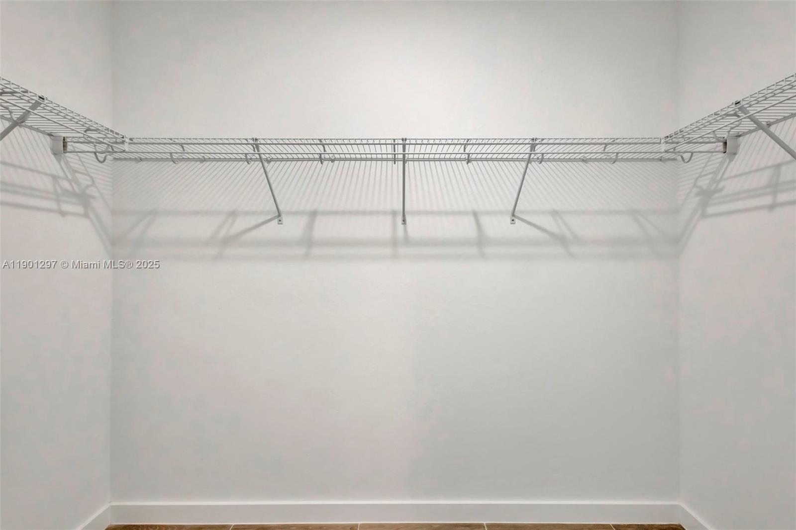 PALM BREEZES PHAE 3A - Residential Lease