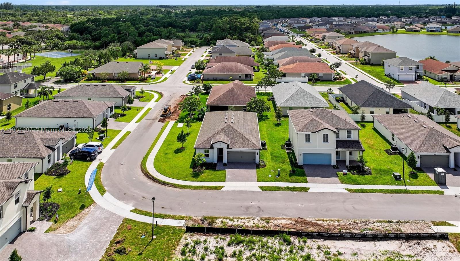 PALM BREEZES PHAE 3A - Residential Lease