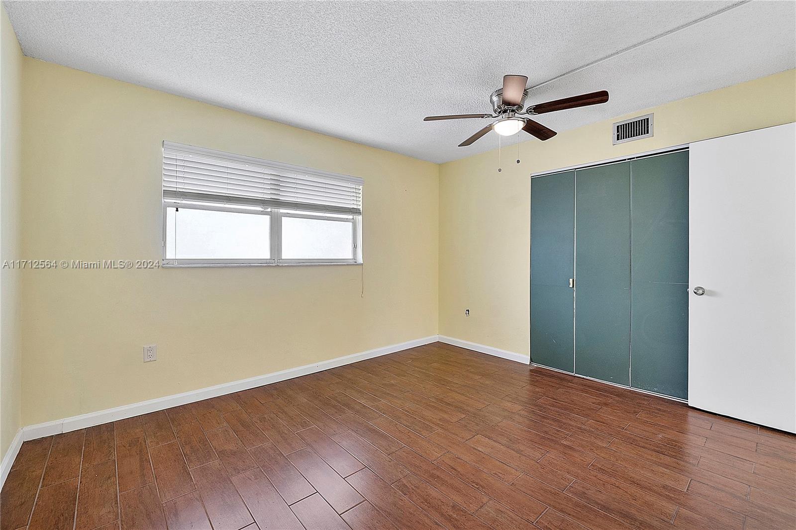 EDEN ISLES CONDO # 4 - Residential Lease