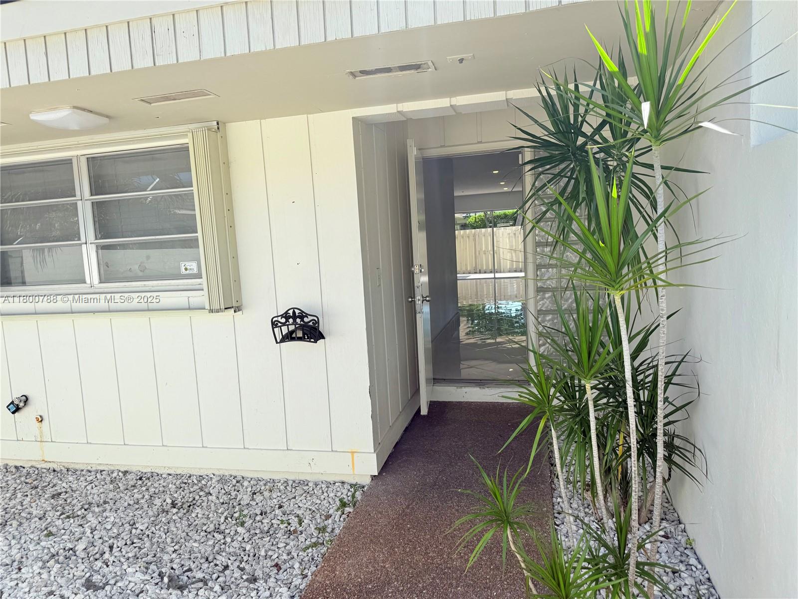 8208 SW 81st Pl 8208