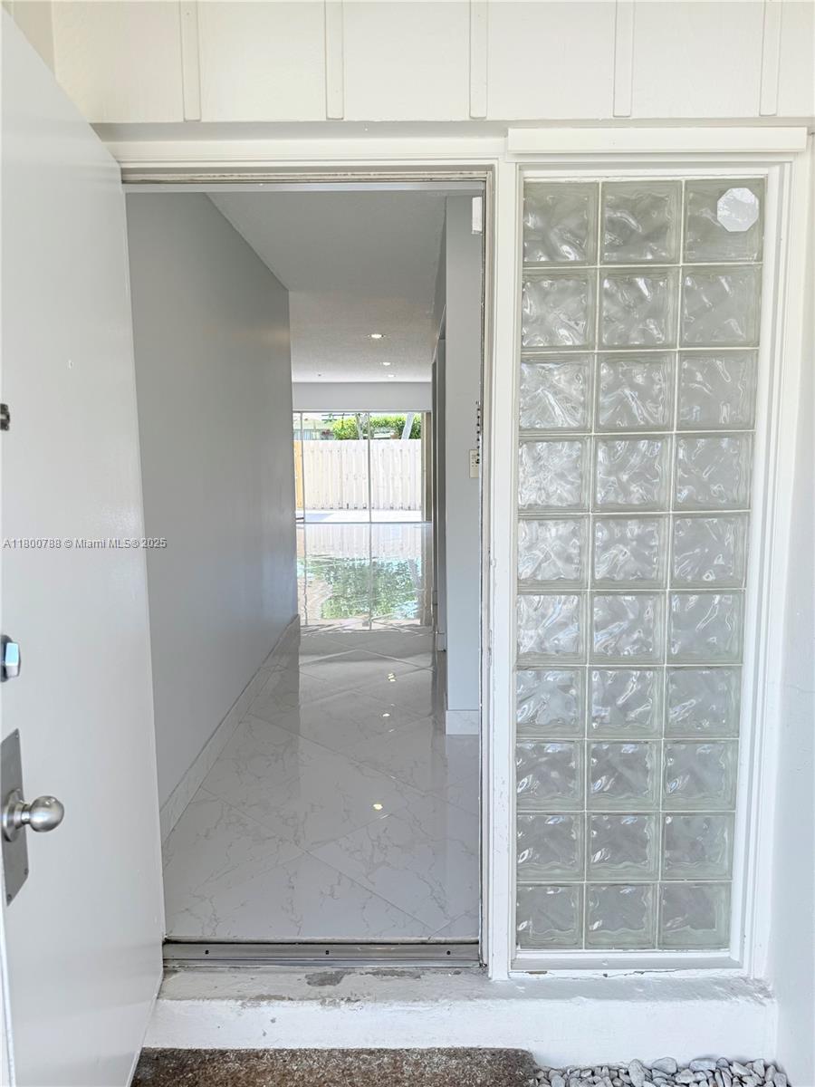 8208 SW 81st Pl 8208