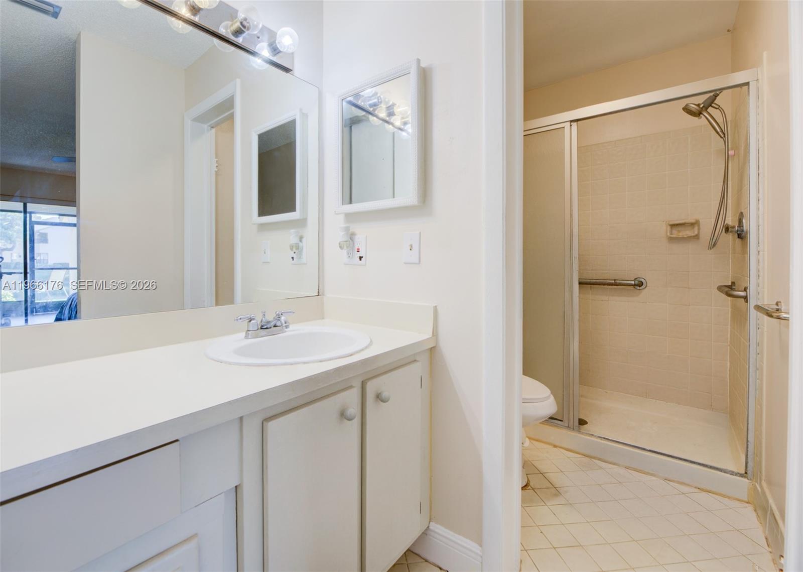 KARANDA VILLAGE V-C CONDO - Residential