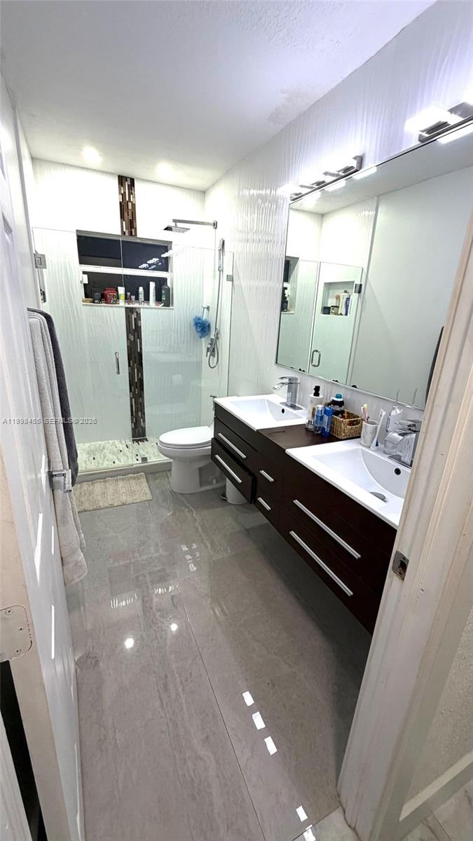 FLAMINGO PARK SEC - Residential Lease