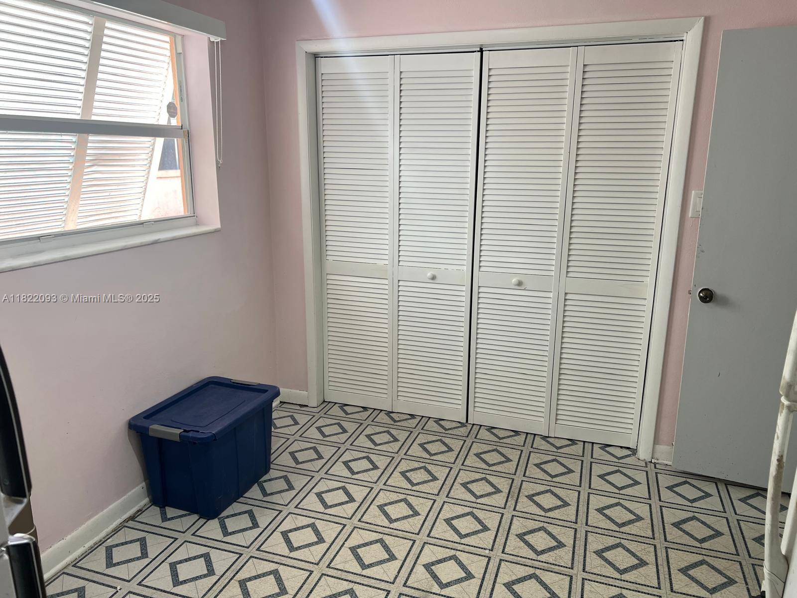 PEMBROKE RANCHES - Residential