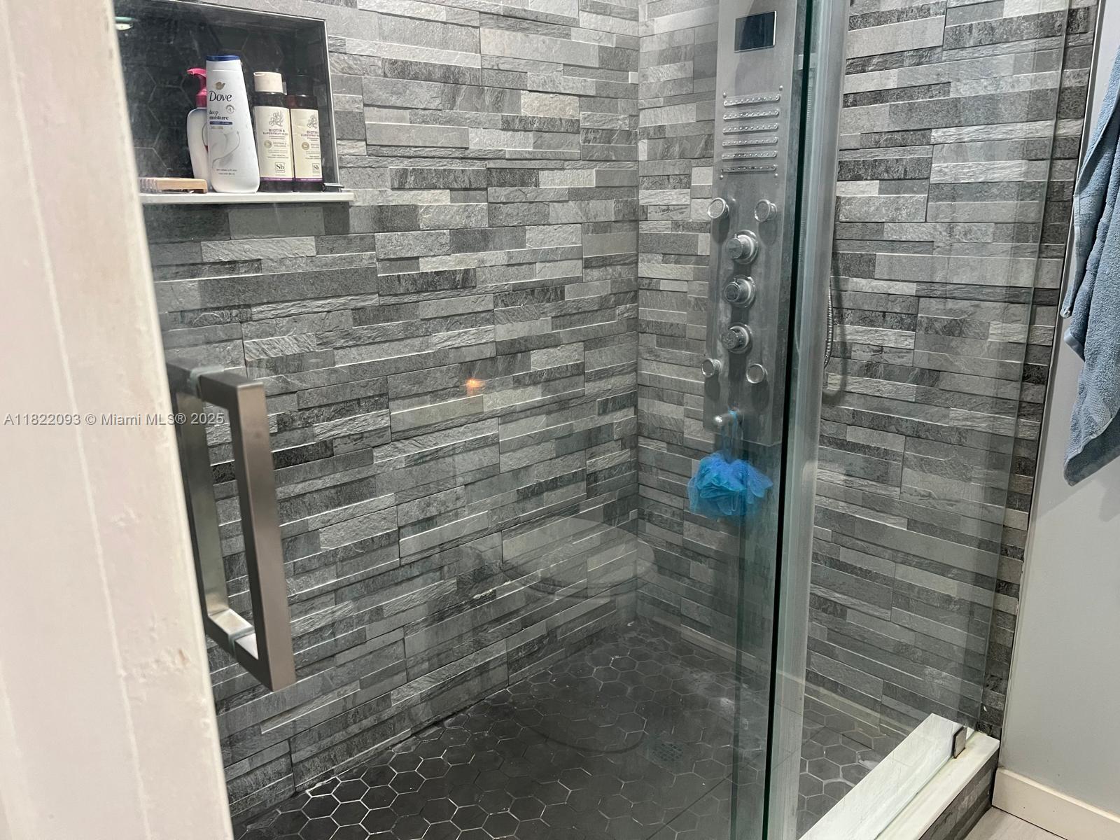 PEMBROKE RANCHES - Residential