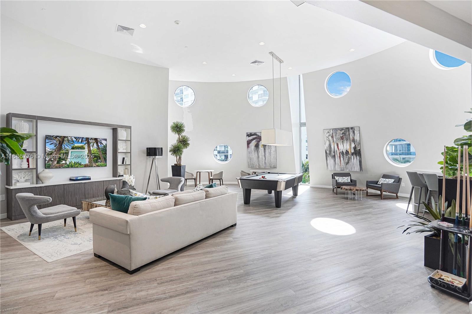 TERRA BEACHSIDE CONDO - Residential