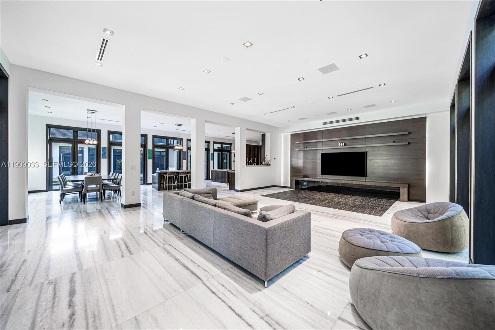 Pinecrest - Residential