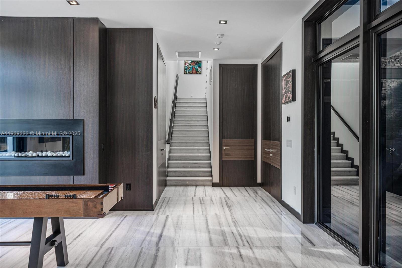 Pinecrest - Residential